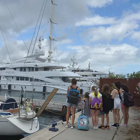 Bed And Boat Holiday