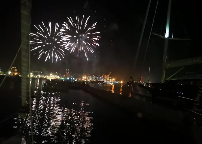 Bed And Boat Holiday