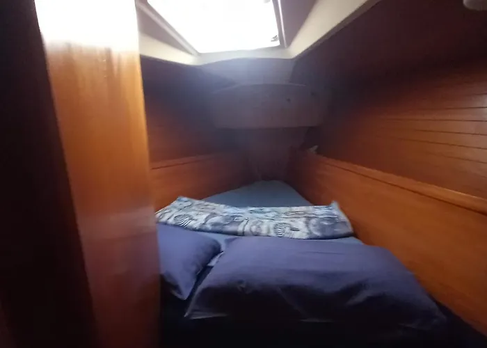 Hotel en barco Bed And Boat Holiday